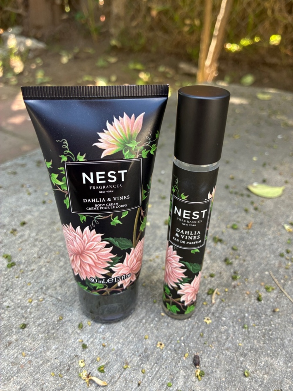 Nest Fragrances Dahlia & Vines Body Cream & Parfum Roller